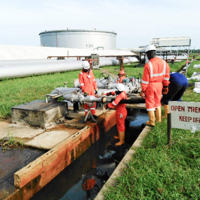 Tank cleaning at SPDC